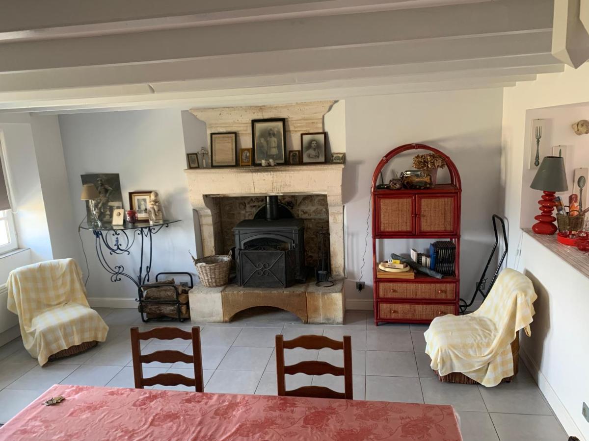 La Maison De Josephine Montignac-Charente Екстериор снимка